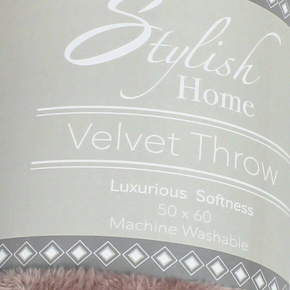 Stylish Home Velvet Throw Plush Lightweight Throw 50"X 60" Mauve Blush - Picture 4 of 4
